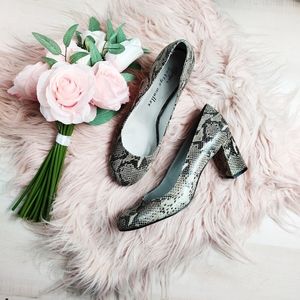 Bettye Muller Niemann Marcus snakeprint pumps